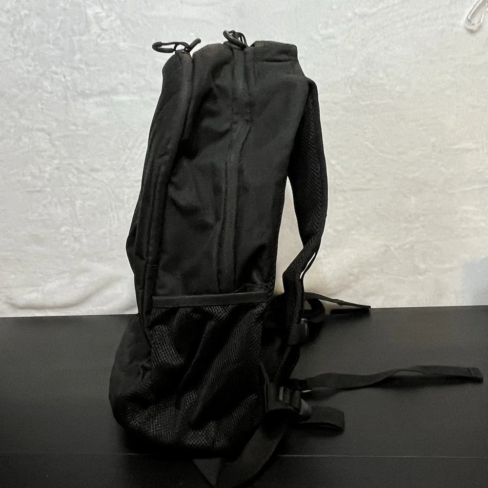 Lincoln Outfitters Rugged Backpack Camping Computer Sleeve Sturdy Large Size